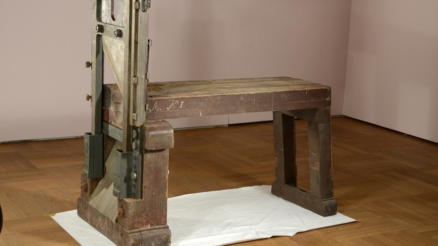 guillotine-bayerisches-nationalmuseum-100