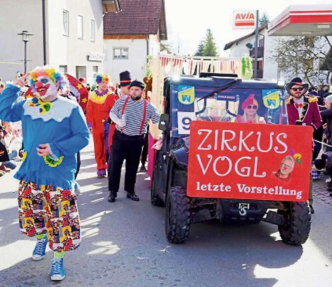 2025 03 06 Faschingszug HAS 2 Zirkus Vogl