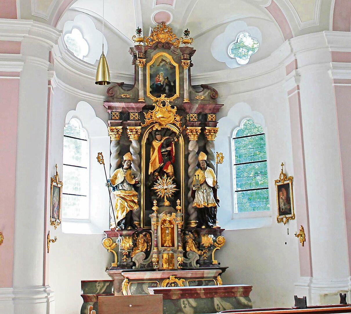 2022 07 09 Sankt Georg Altar