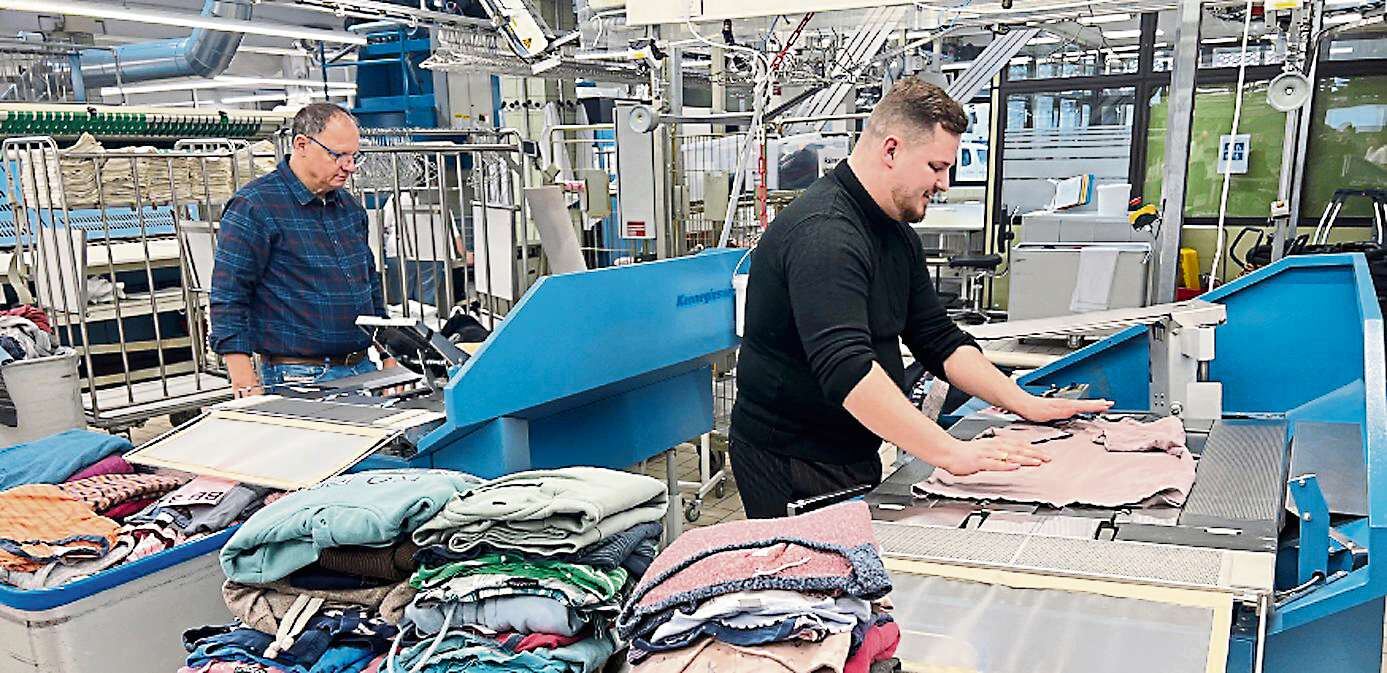 2025 03 01 Bundestagskandidaten arbeiteten in KJF 1