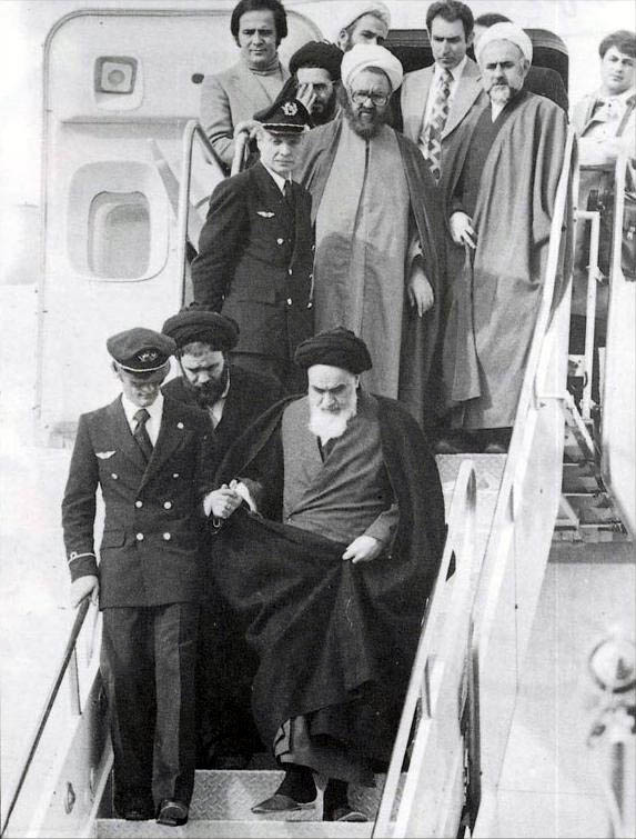 01 02 imam khomeini in mehrabad