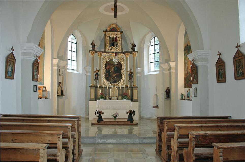 Hunderdorf altarraum ansicht kirche hofdorf