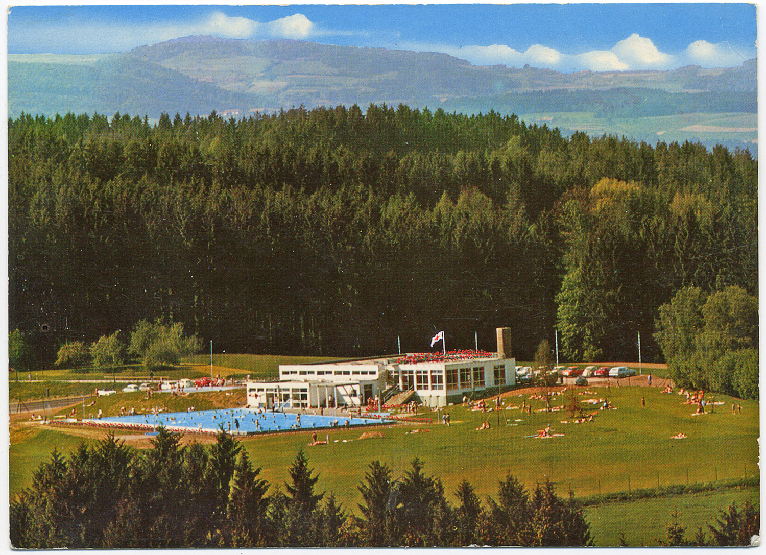 75 17 1972 Beheiztes Panoramabad w