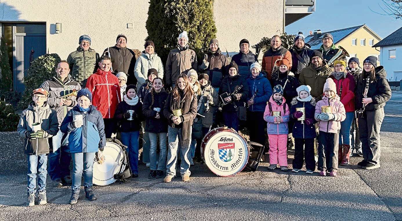 2025 01 02 Neujahrsanblasen MITT