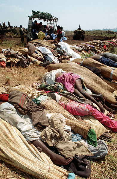 06 03 bodies of rwandan refugees df-st-02-03035